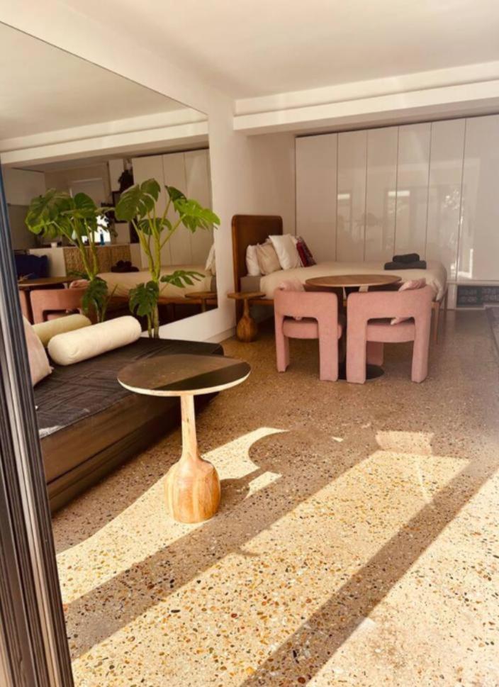 Loft By Let It B Travel Appartement *