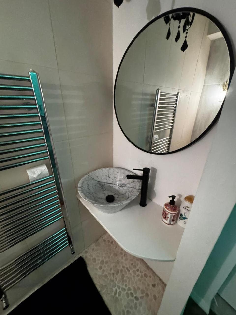 Loft By Let It B Travel Appartement
